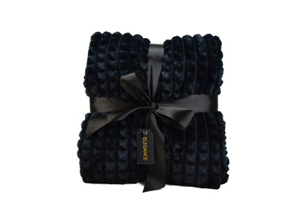 Plaid zwart verpakt met strik 170 x 130 cm