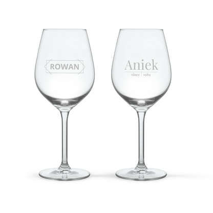 Salentein Malbec met gegraveerde glazen